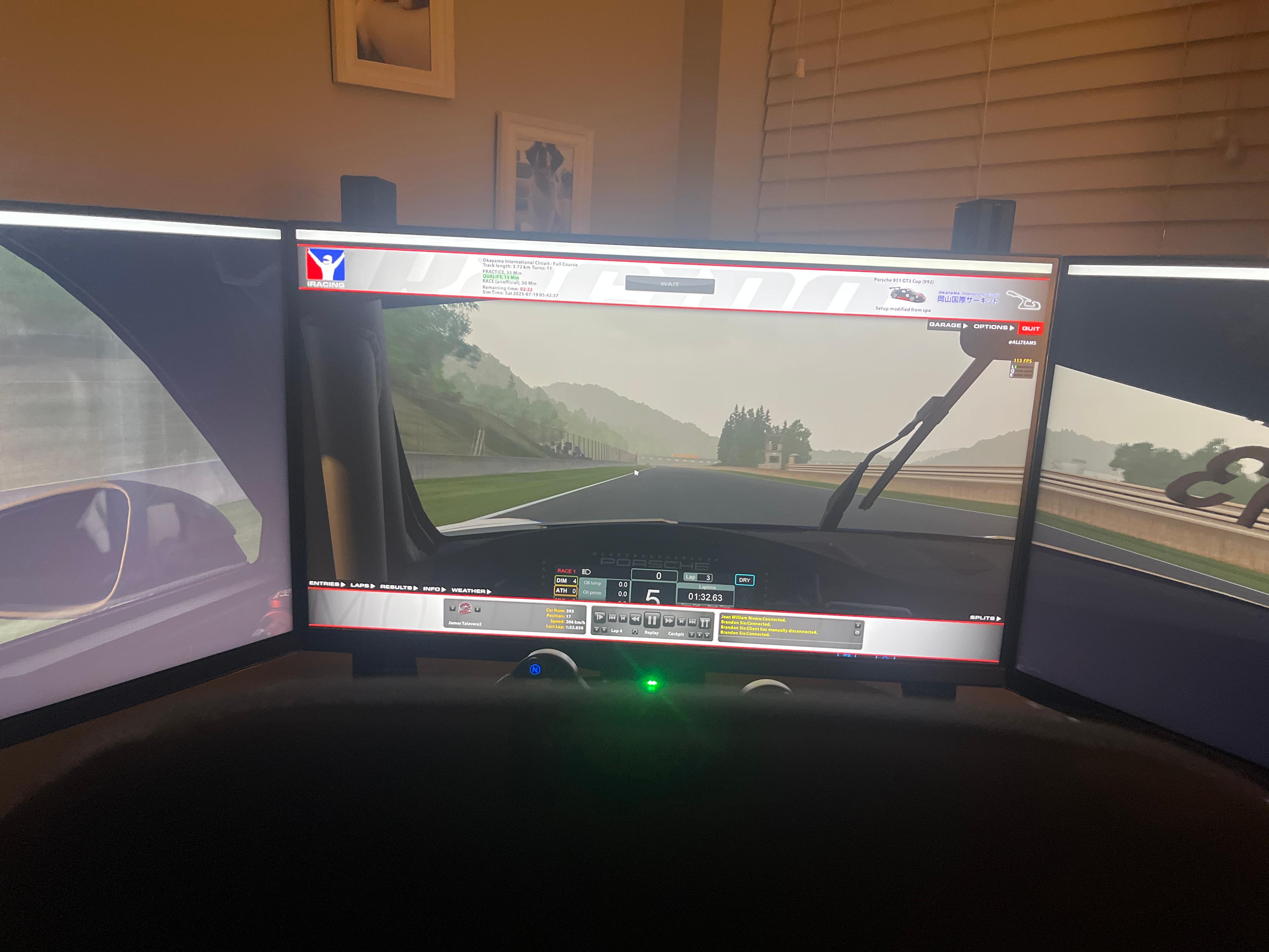 LG Ultragear 32in 180hz 1440p monitor x3